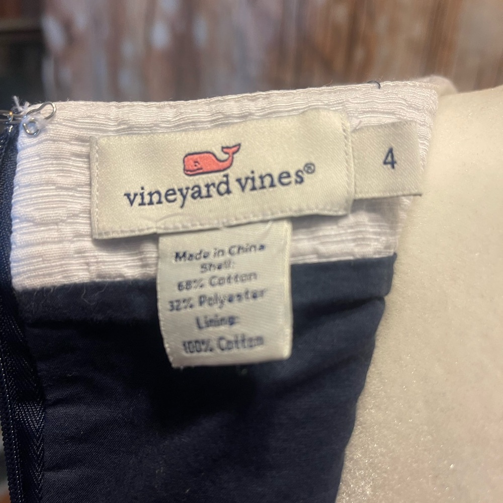 Vineyard Vines navy dress - Picture 4 of 11